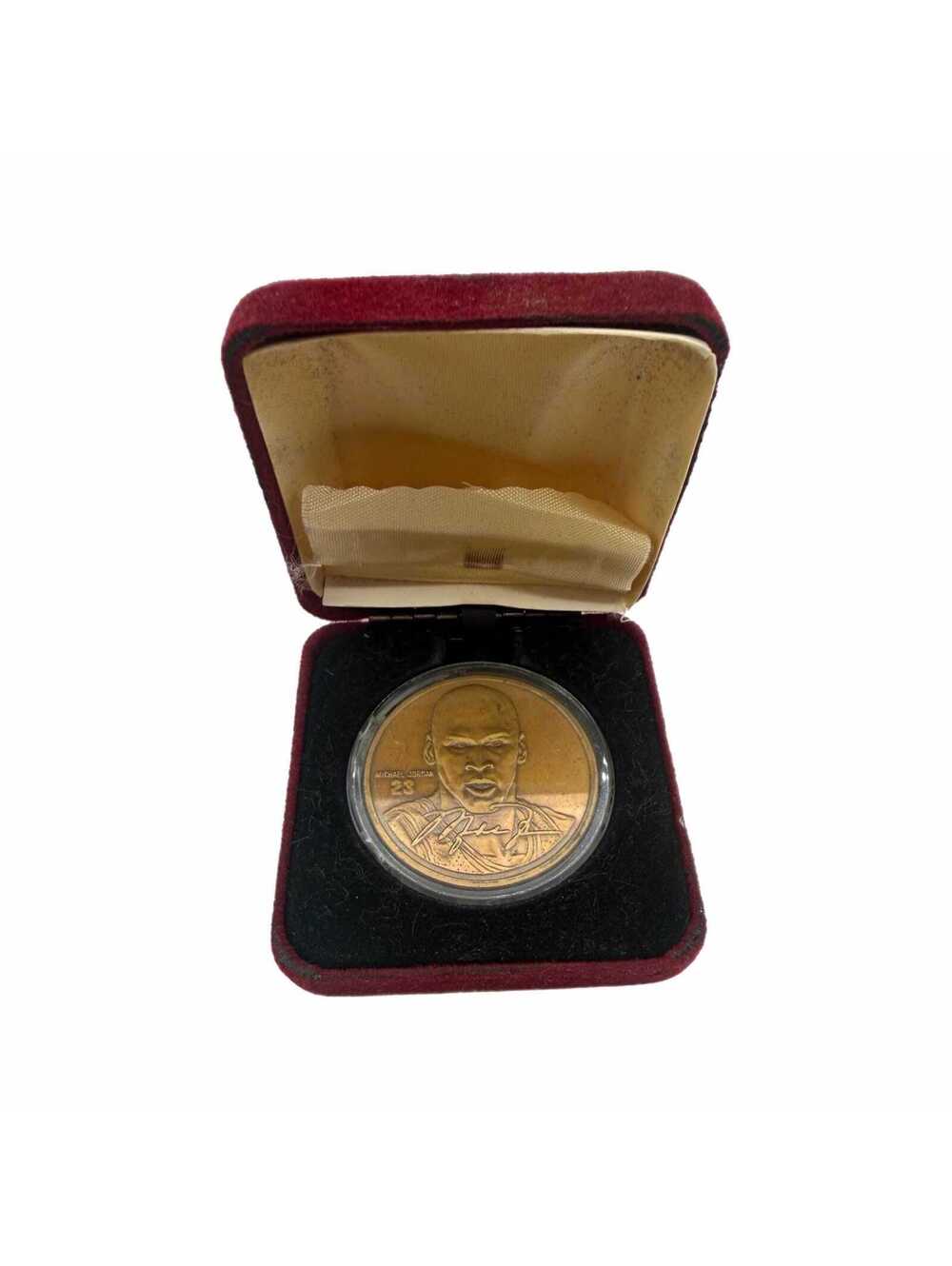 Vintage Michael Jordan Highland Mint Bronze Coin in Velvet Case